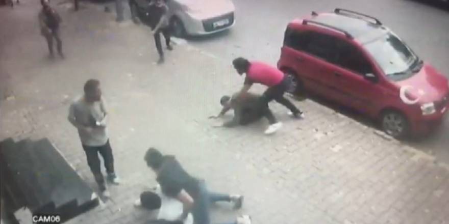 Bağcılar'da polis uyuşturucu satıcıları böyle yakalandı