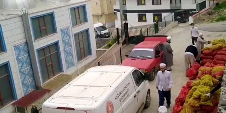 Patates-soğan işleri tarikatlara kaldı