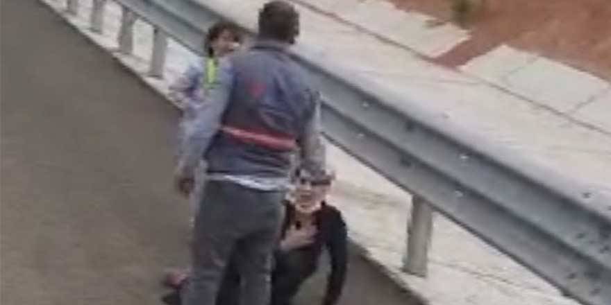 Otoyolda çocuğunun gözü önünde dehşeti yaşattı!