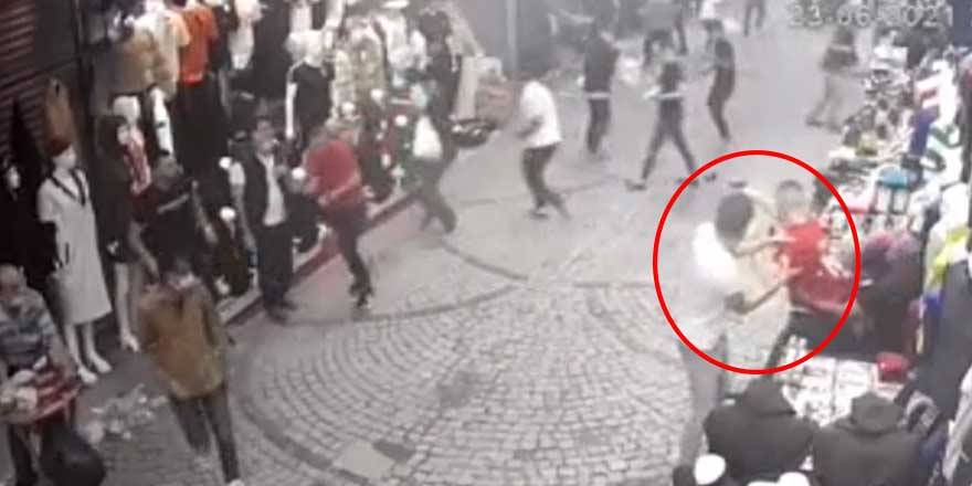Çarşıda esnafa rastgele ateş etti