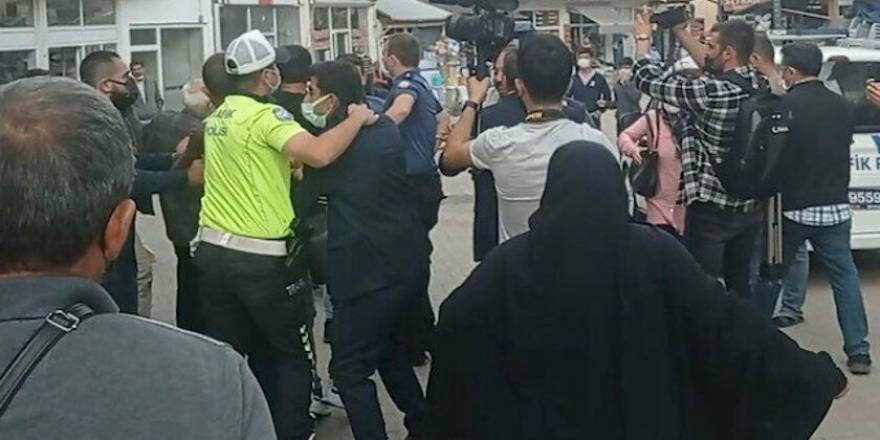 Meral Akşener'e Sivas'ta saldırı girişimi