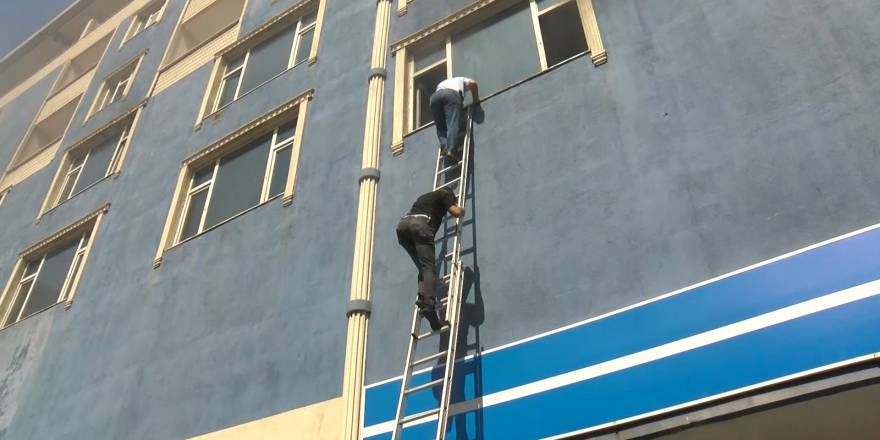 Muş’ta 6 katlı binada can pazarı! Öğrenciler mahsur kaldı