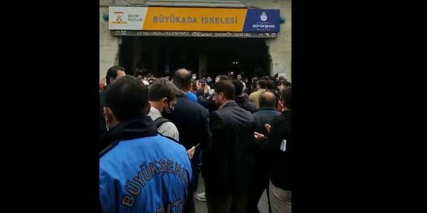 TÜGVA mahkeme kararına rağmen boşaltılmadı