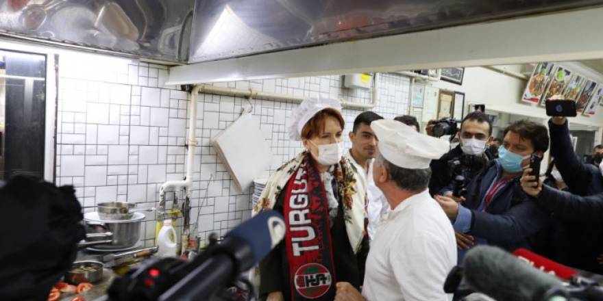 İYİ Parti lideri Meral Akşener Manisa'da esnafın derdini dinledi!