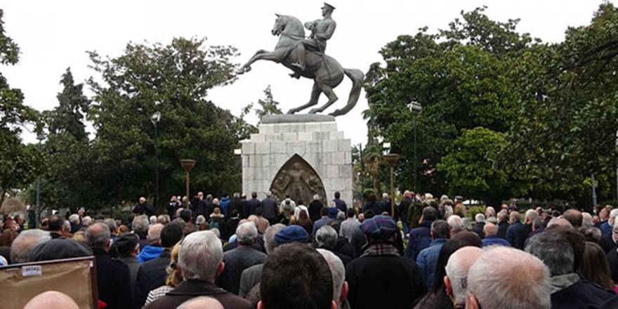 Samsunlular 'Ata'sına koştu