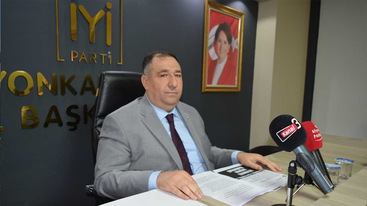 "Az kaldı geççek geççek elbet bu da geççek"