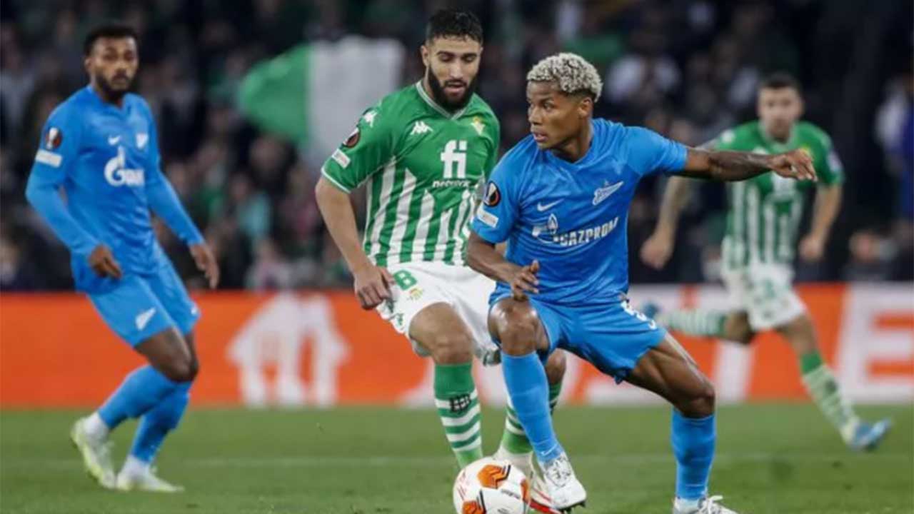 UEFA Avrupa Ligi | Zenit'i eleyen Real Betis, Son 16'da!