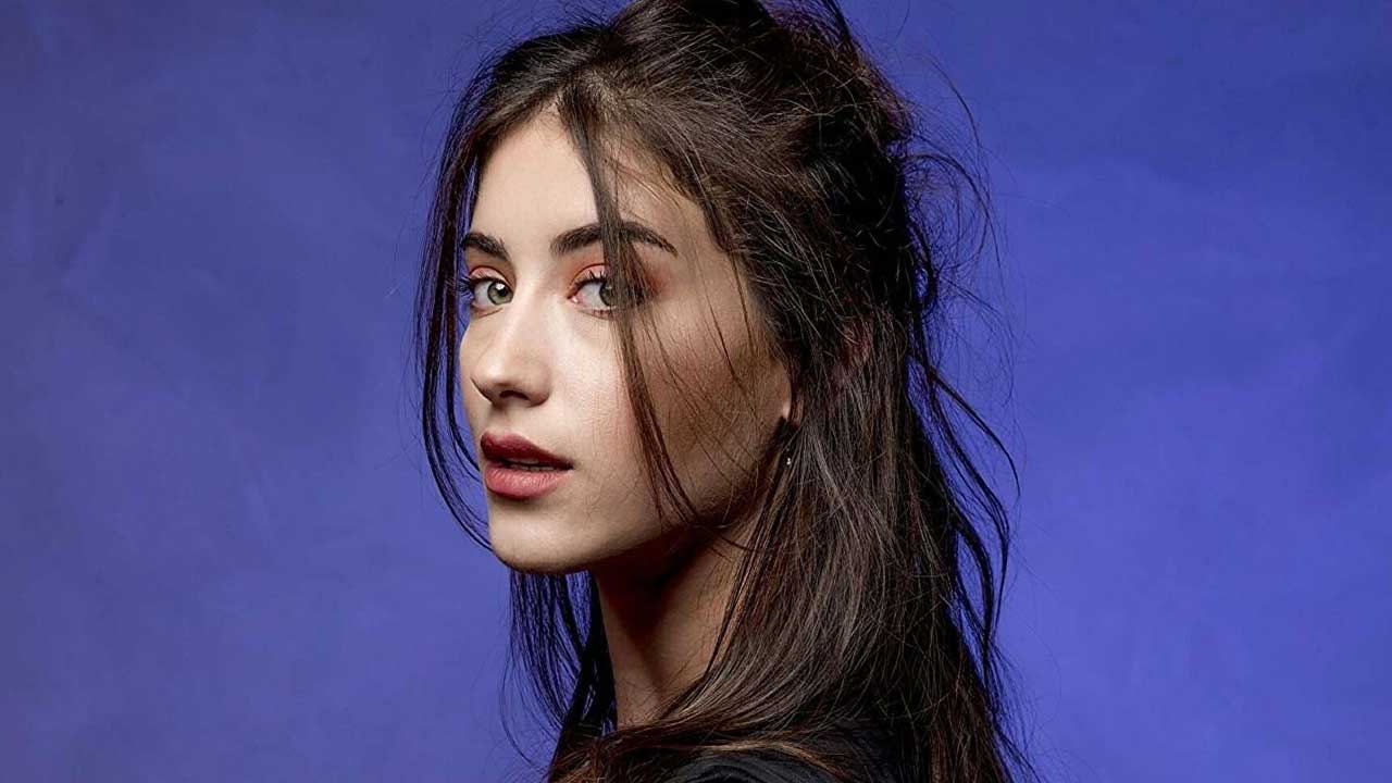 Hazal Kaya diyet açıklamasıyla şaşırttı 