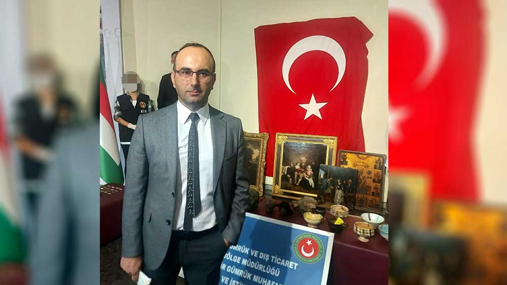 Müze Müdürü yolsuzluk iddiasıyla görevden alındı