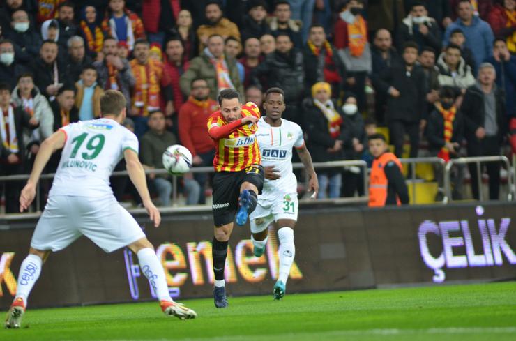 Kayseri'nin yenilmezlik serisini Alanyaspor bozdu