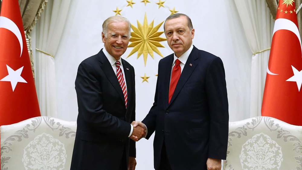 Erdoğan ile Biden görüştü!