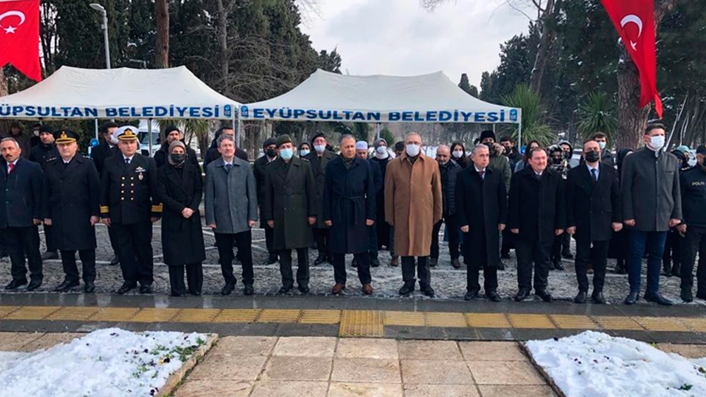 Mehmet Akif Ersoy kabri başında anıldı