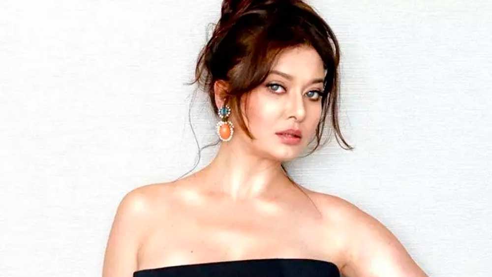 Nurgül Yeşilçay kaza yaptı