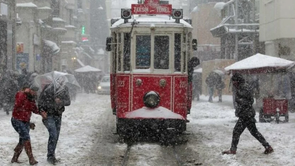 İstanbul Valisi'nden önemli duyuru! Dışarı çıkmayın