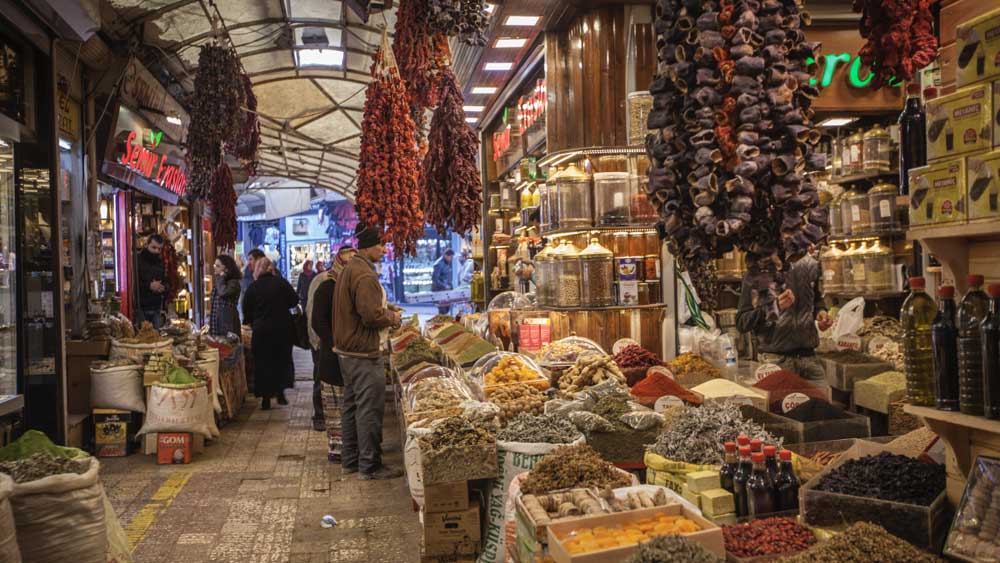 Hataylılar haykırıyor: Suriyeliler patron oldu, biz işçi!