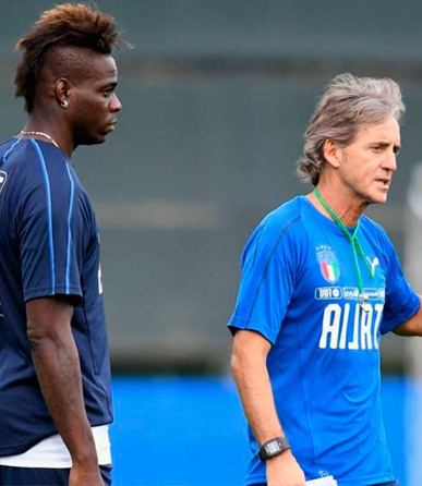 Mancini'ye annesinden Balotelli eleştirisi!