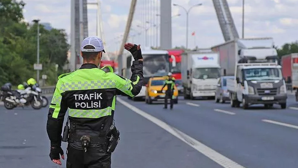 İstanbullular dikkat! Bu yollar trafiğe kapatıldı