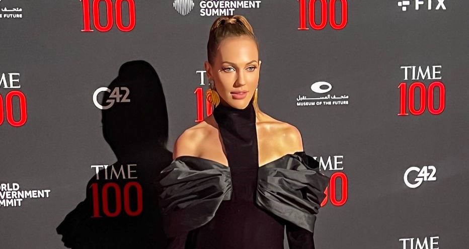 Meryem Uzerli ‘Time’ galasında büyüledi 