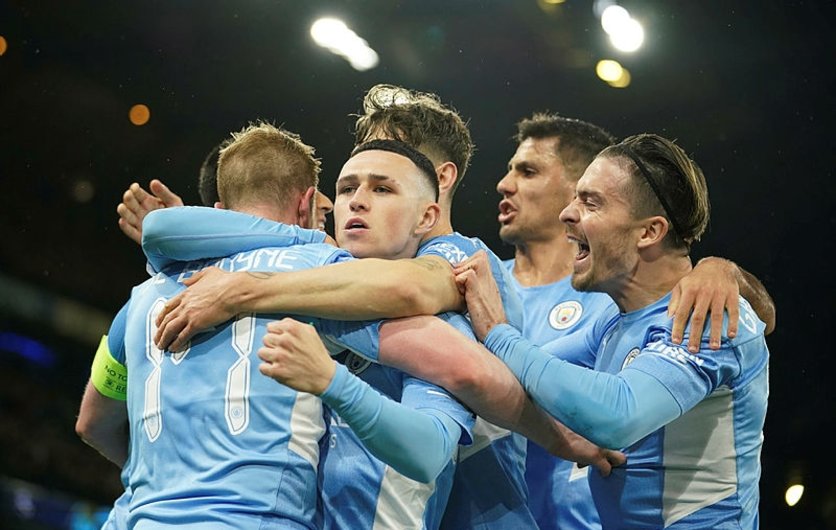 Manchester City avantajı kaptı