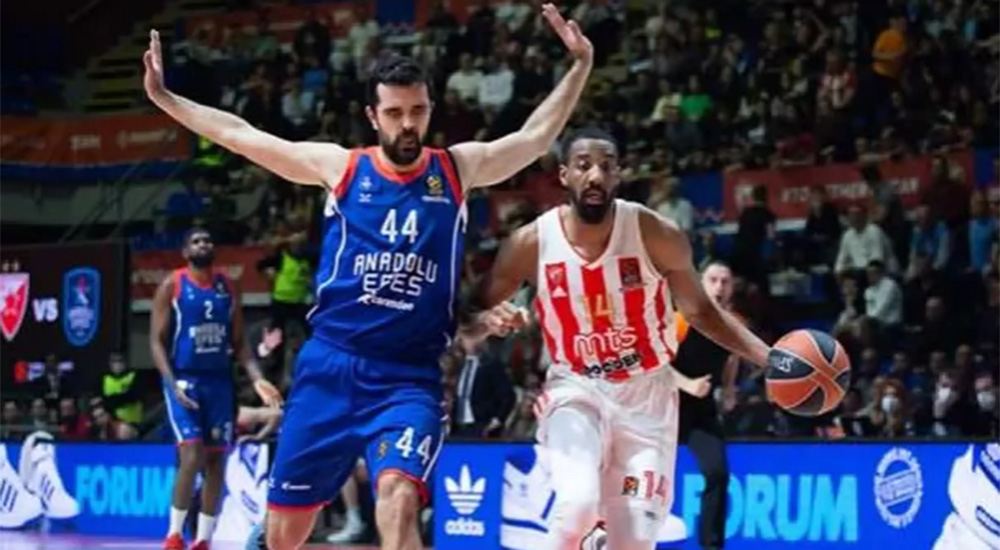 Play-off garantili Anadolu Efes, Kızılyıldız'a mağlup oldu