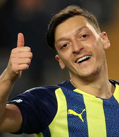 Özil, Ballon D'Or alması gereken ismi açıkladı