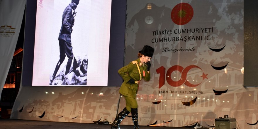Atatürk'ün kıyafetlerine büyük ilgi