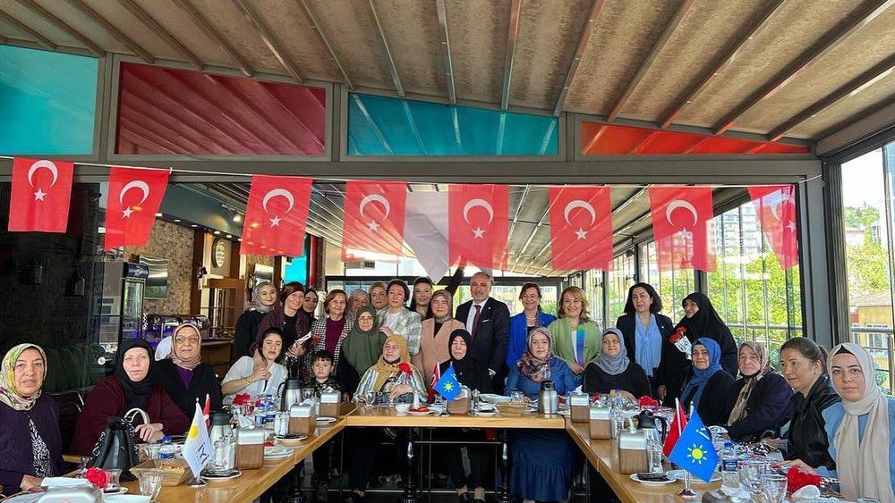 İYİ Parti Pendik İlçe Başkanlığı 8 Mayıs Anneler Günü organizasyonu