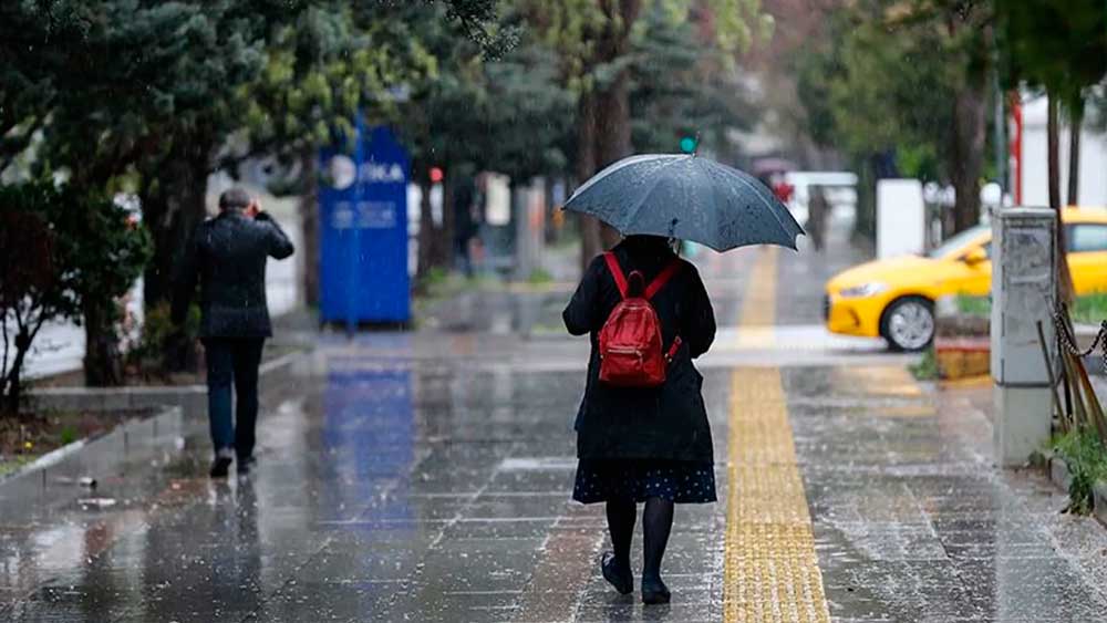 Meteoroloji son raporu paylaştı: Bazı bölgelerde gök gürültülü sağanak bekleniyor