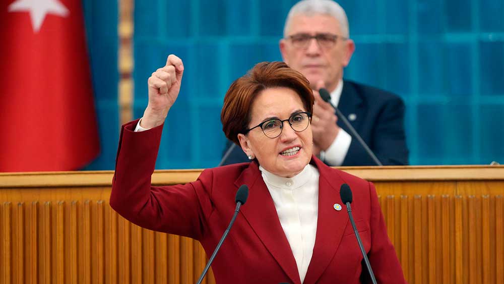 İYİ Parti Genel Başkanı Meral Akşener, EYT sorununa ilişkin geliştirdikleri planı açıkladı