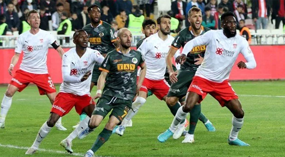 Sivasspor, Türkiye Kupası'nda finale yükseldi