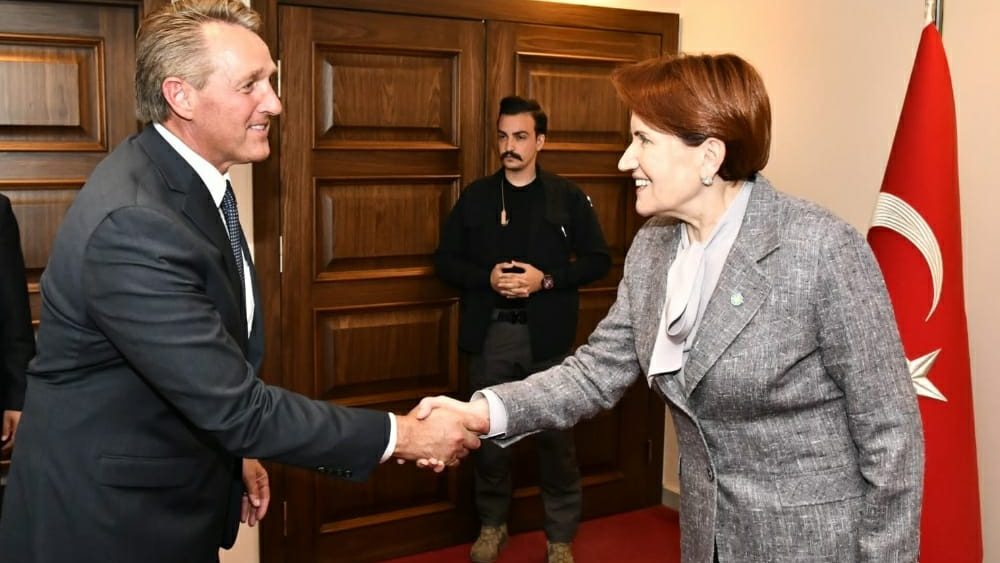 Meral Akşener, ABD Büyükelçisi Jeffrey Flake'yi kabul etti!