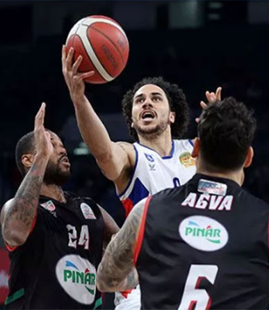 Anadolu Efes, play-offta yarı finalde