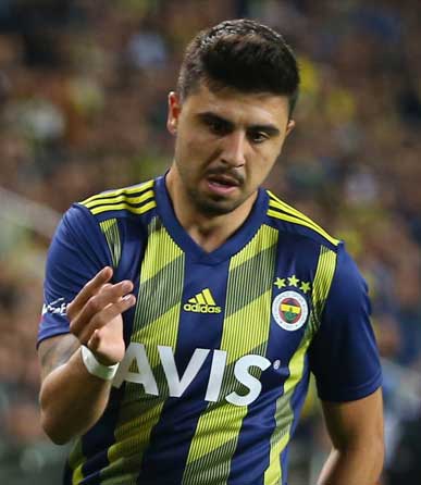 Ozan Tufan için ezeli rakip devrede