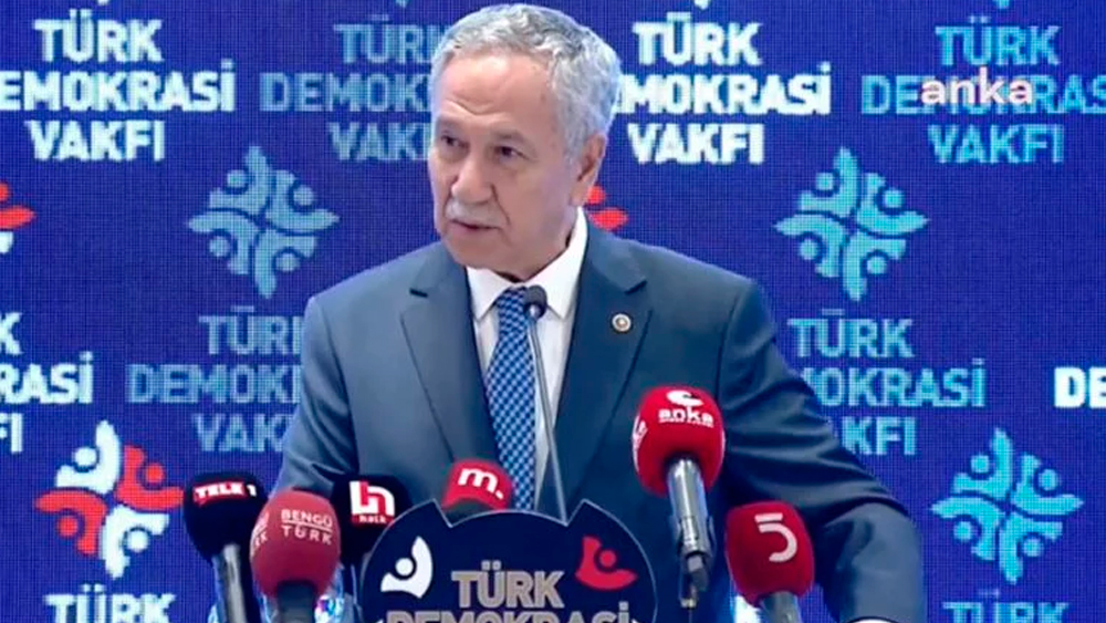 Arınç’ın sözleri ortalığı hareketlendirdi: Eski AKP’li isimden sert sitem geldi!