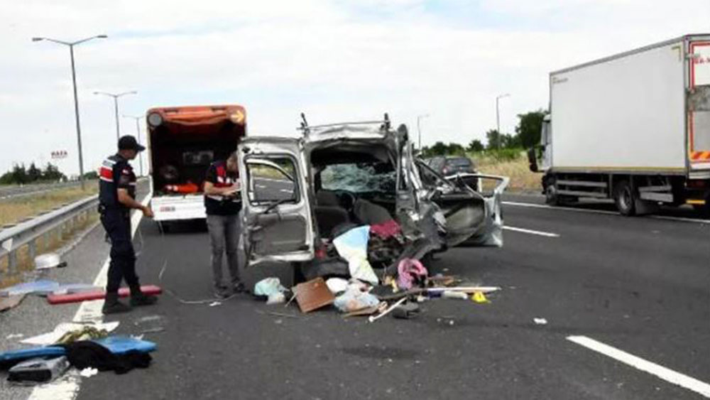 Tekirdağ'da katliam gibi kaza 3 ölü 5 yaralı