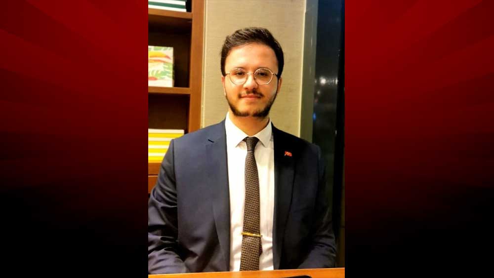 İYİ Partili Hasan Mert Çakmak: Gençlere telefonunu çıkar göster demek yerine cüzdanını çıkar göster deyin