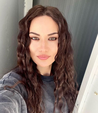 Fahriye Evcen'i kızdıran olay 'mekanı terk etti'