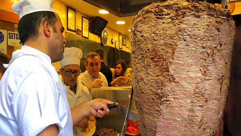 Yaz sıcağında tavuk döner tehlikesi bunlara dikkat!