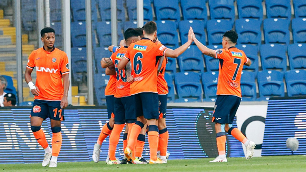 Başakşehir'den Kasımpaşa'ya bol gollü tarife!