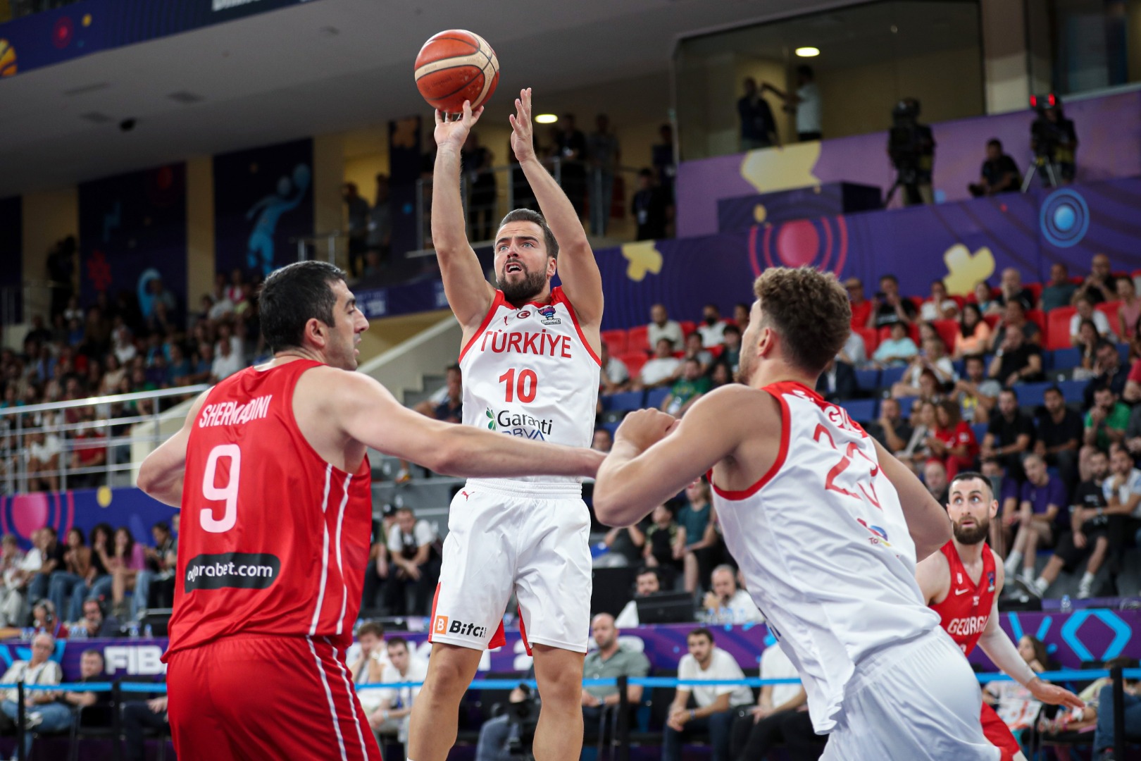 A Milli Erkek Basketbol Takımı, iki uzatma sonunda mağlup oldu