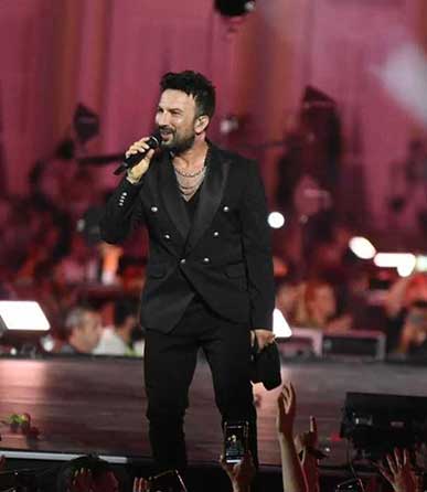 Megastar Tarkan, konser gelirini üç ayrı kuruma bağışladı