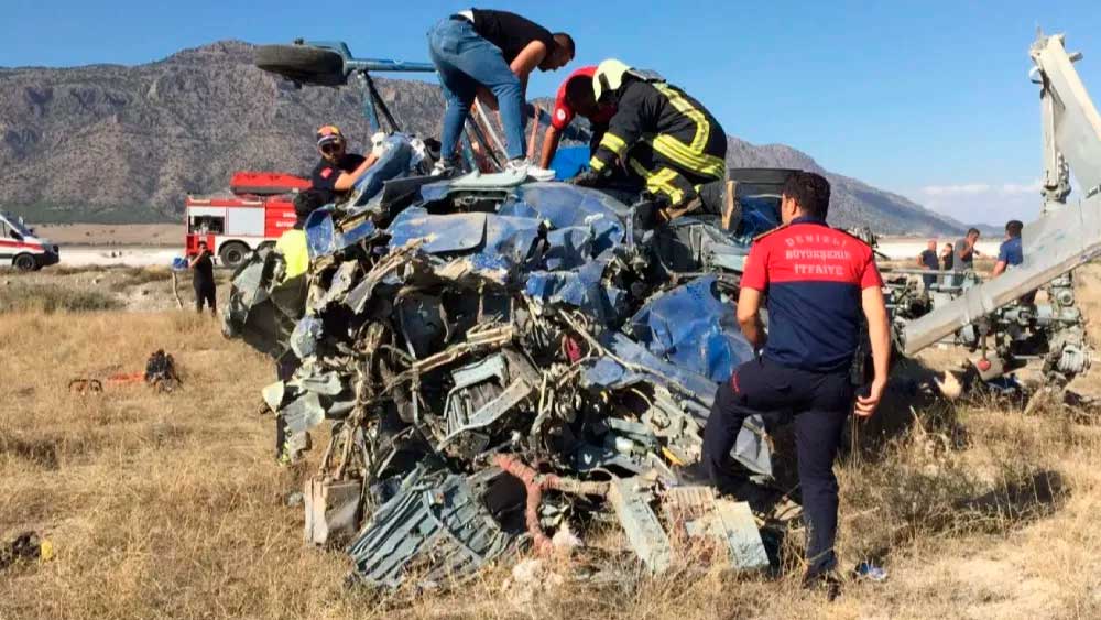 Marmaris yangını için havalanan helikopter düştü: 2 kişi hayatını kaybetti, 5 kişi yaralandı