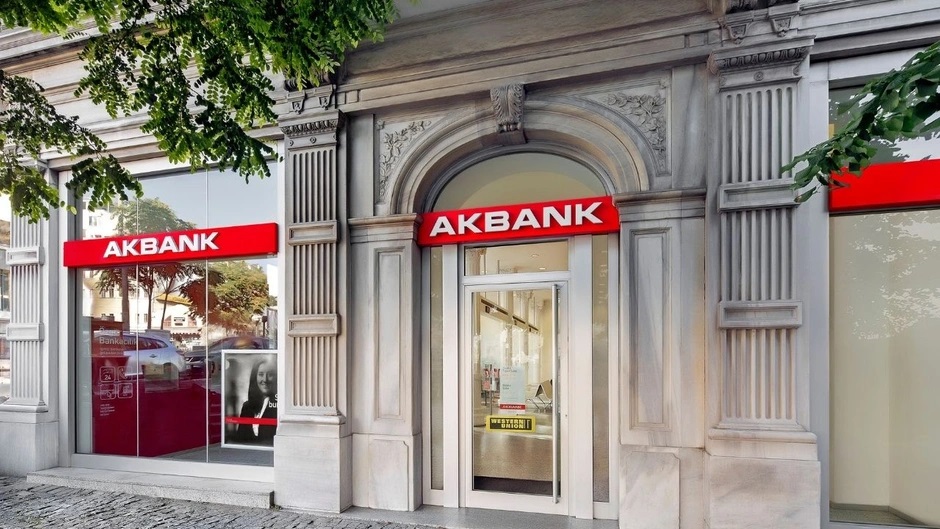 Akbank'tan her şeyi değiştirecek ekim ayı emekli promosyonu geliyor