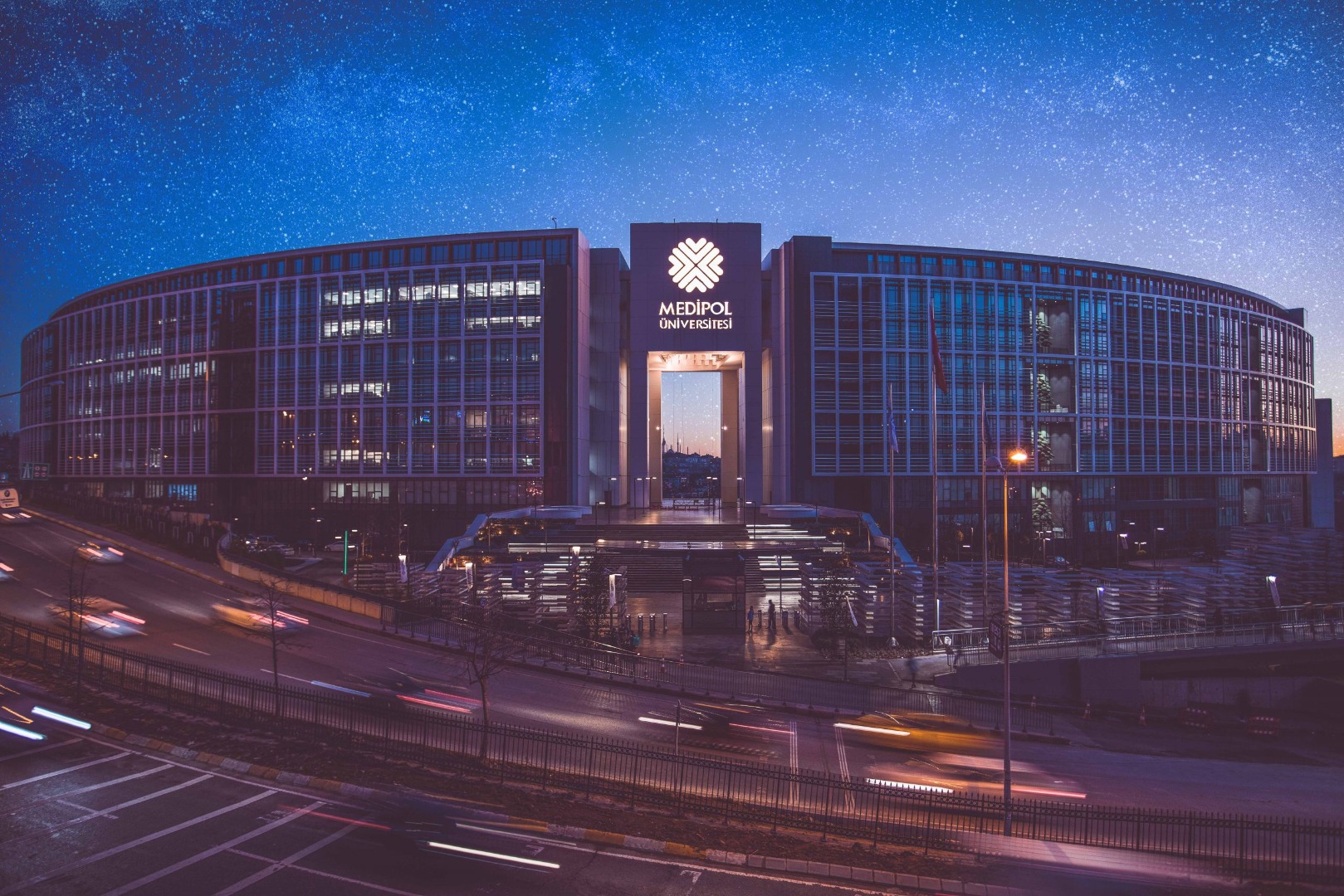 İstanbul Medipol Üniversitesi 21 Öğretim/Araştırma Görevlisi alacak