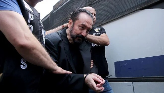 Adnan Oktar'a verilen ceza belli oldu