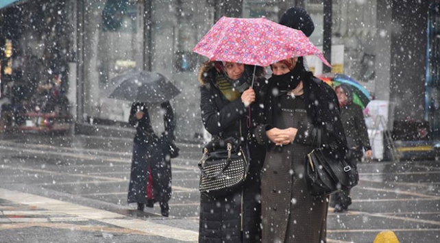 Meteoroloji’den sağanak yağış uyarısı: Karla karışık yağış bekleniyor!