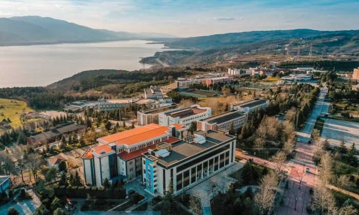 Sakarya Üniversitesi 3 Öğretim Görevlisi alıyor