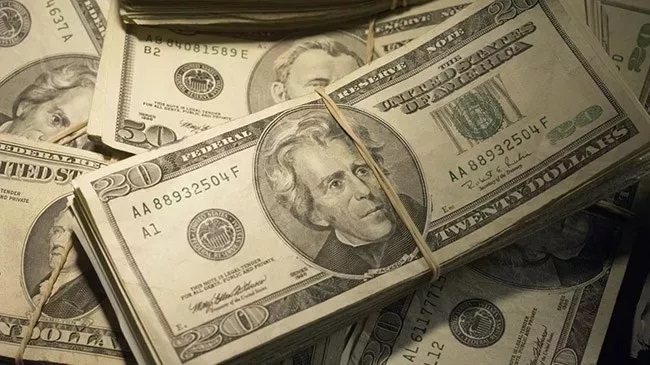 Dolar kurunda kritik olay! 32 yıl sonra bir ilk yaşandı