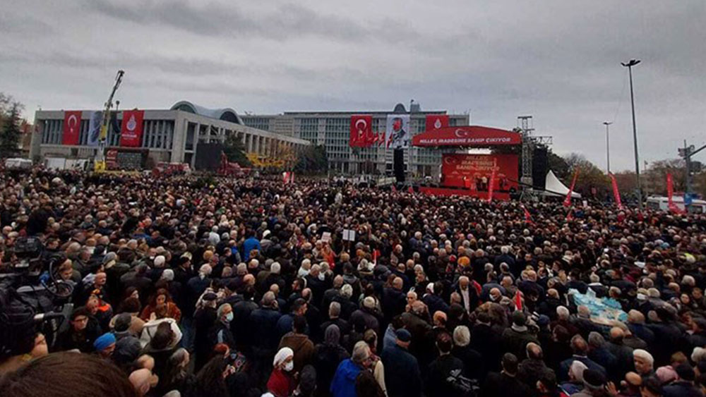 İmamoğlu davet etmişti: Saraçhane’de büyük buluşma!