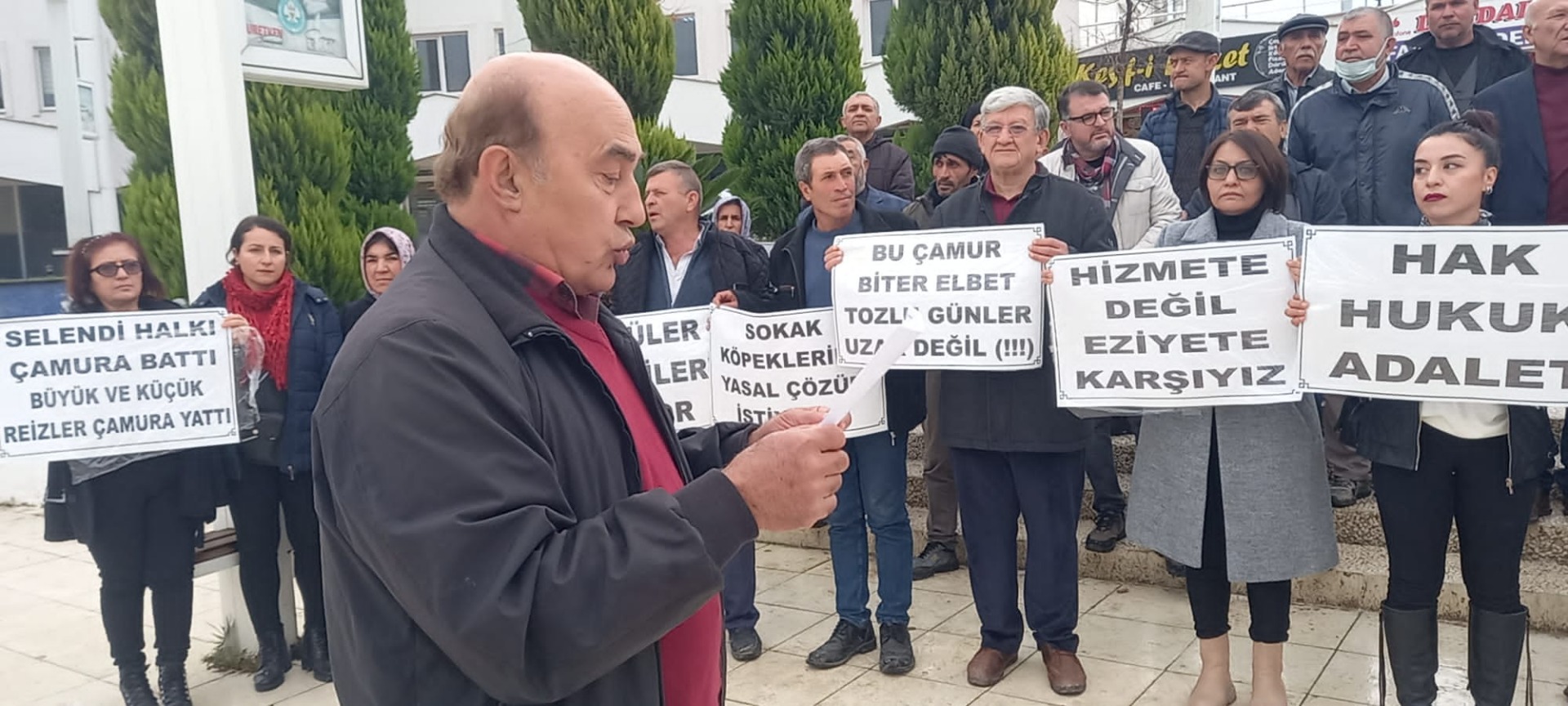 Selendi halkından ‘’Bizi çamur deryasından kurtarın’’ feryadı